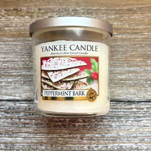 Yankee Candle Peppermint Bark Tumbler 7oz White Holiday Christmas Scent USA New